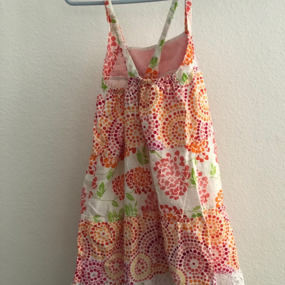 Pretty Dress - Picture 2 of 3